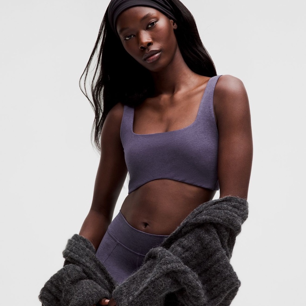 NWT Lululemon 🔥 Soft Sueded Light Support B/C Cup Purple Sports Bra & free tote - Picture 2 of 10